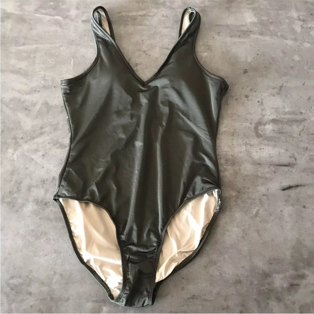 Mia Joy Swimsuit, One Piece Bathing Suit Medium
Padded High Cut Green Swim